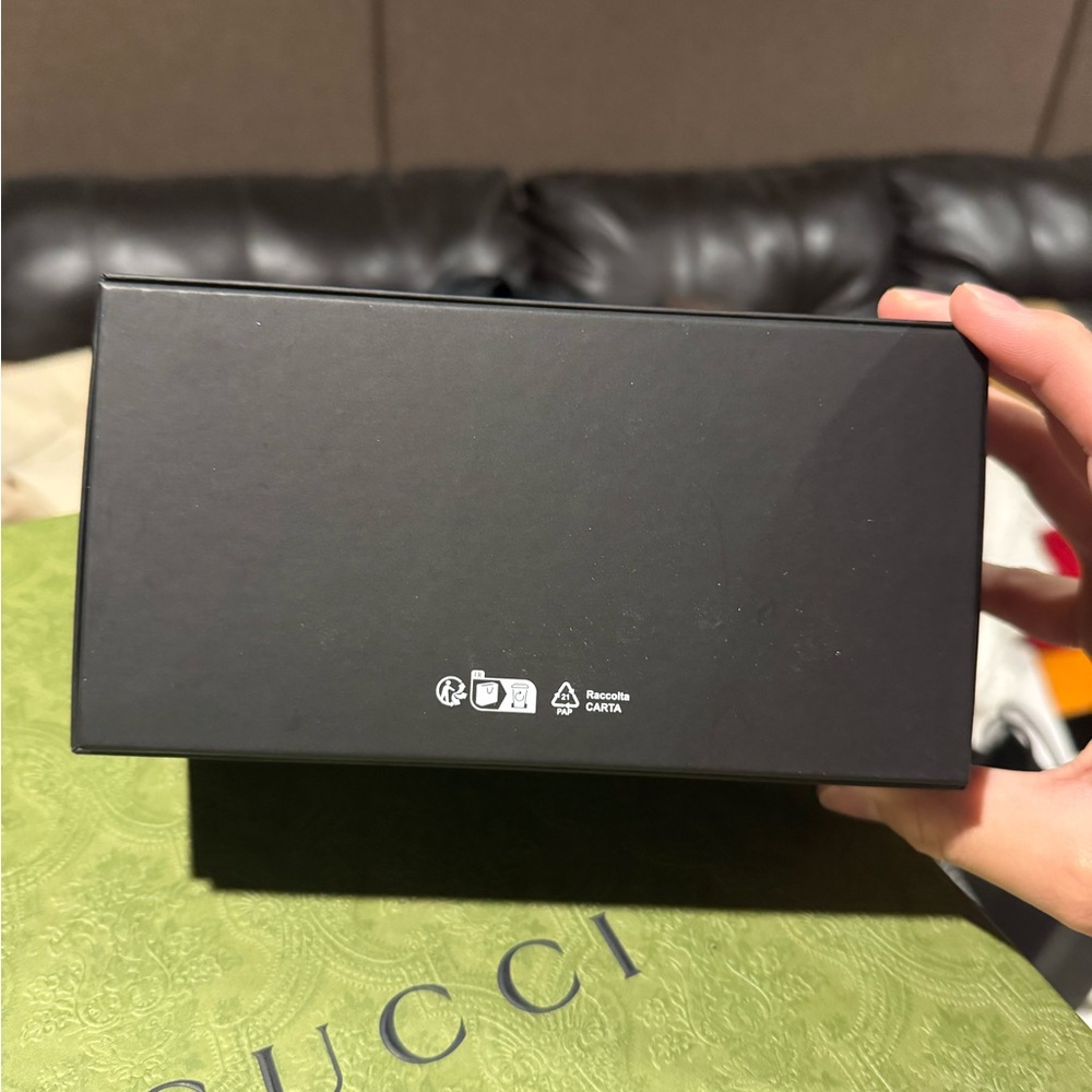 Chanel box - Picture 3 of 8